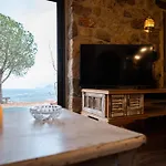 度假居 Silo Stone House *
