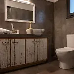 Silo Stone House 度假居 *