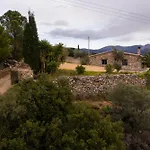 Silo Stone House 度假居 *