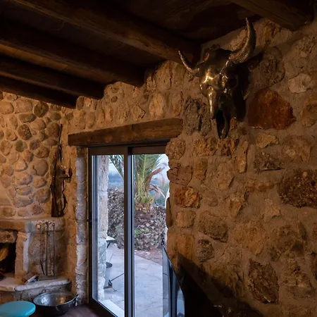 Silo Stone House 펜션