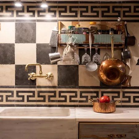 Silo Stone House Fichti