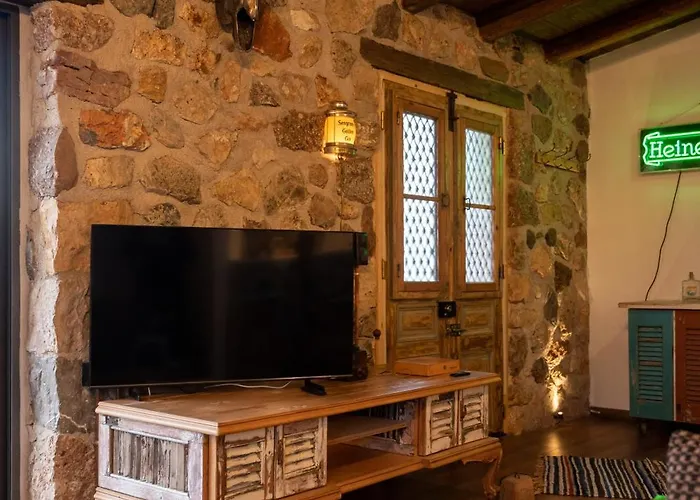 Silo Stone House Fichti