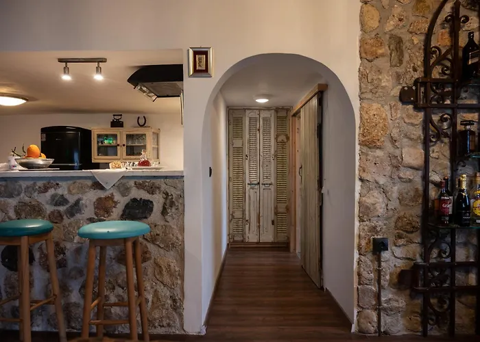 Casa de Férias Silo Stone House *