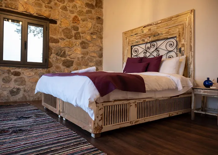 Silo Stone House * Fichti