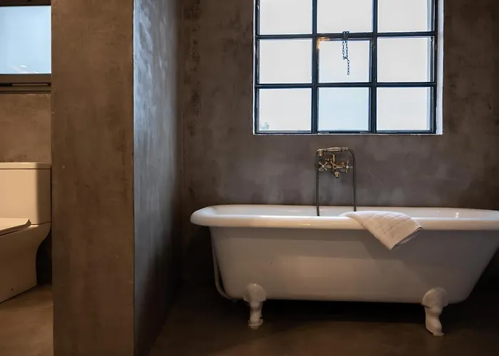 Silo Stone House 度假居 Fichti