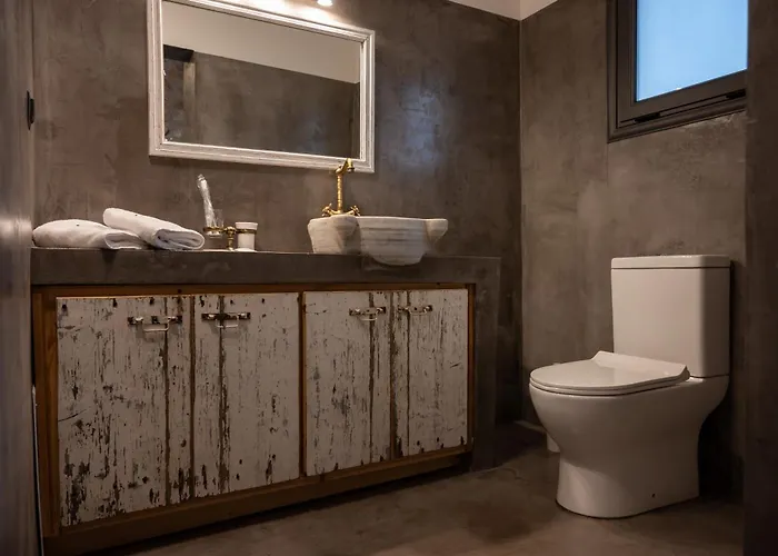 Silo Stone House 度假居 *