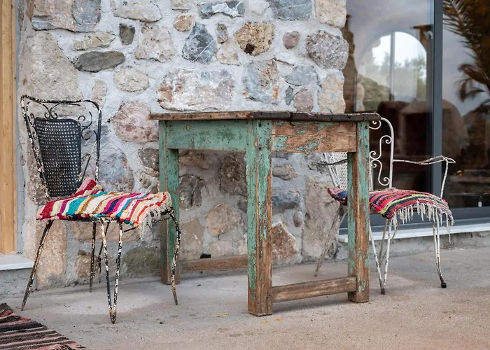 Silo Stone House * Fichti